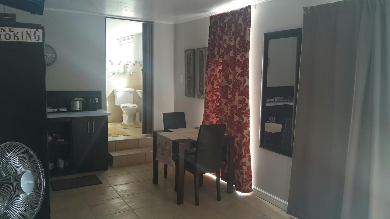 Beachway Guesthouse Port Elizabeth Exterior foto