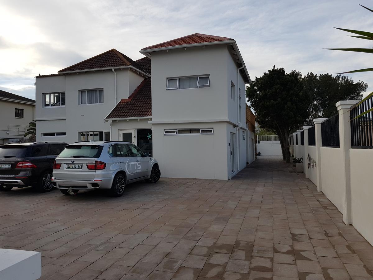 Beachway Guesthouse Port Elizabeth Exterior foto